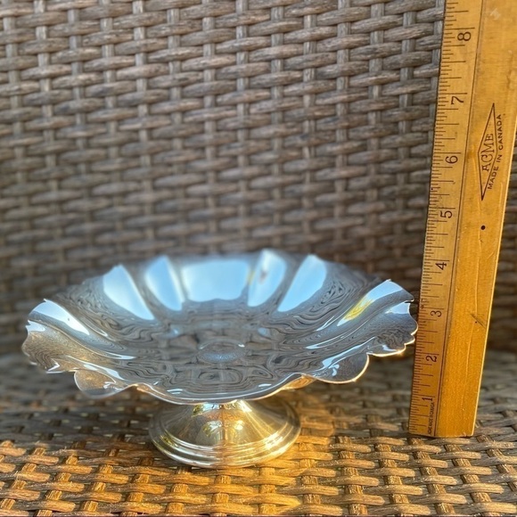 EP Silver Ruffle Cake Plate Fruit Bowl Serving Platter - Picture 6 of 6